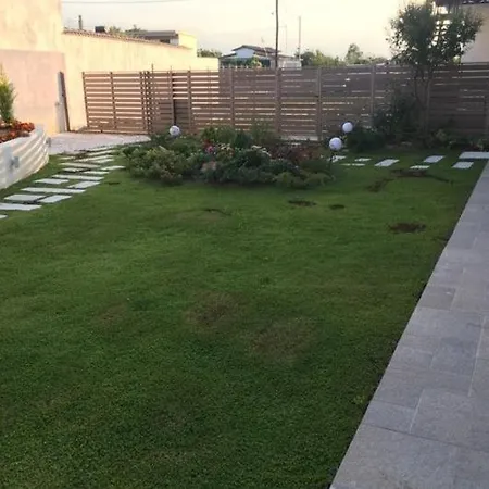 Lovely House By The Sea With Garden And Bbq Apartament Platanidia