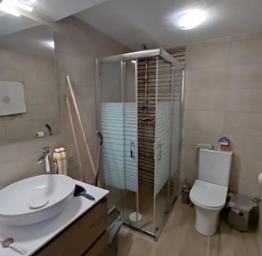 Lovely House By The Sea With Garden And Bbq Apartament *