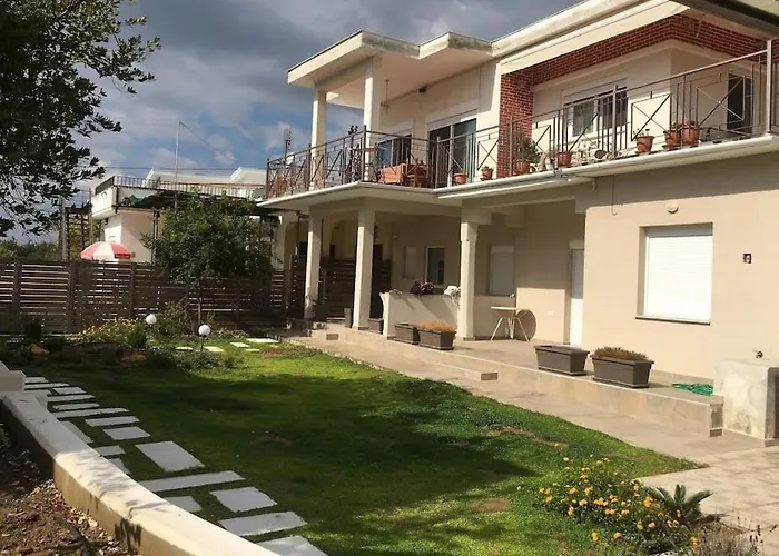 Apartament Lovely House By The Sea With Garden And Bbq *